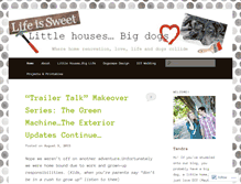 Tablet Screenshot of littlehousesbigdogs.com